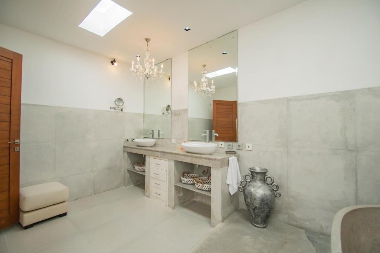 Villa Shanti, Sitara Villa Group Семіньяк Екстер'єр фото